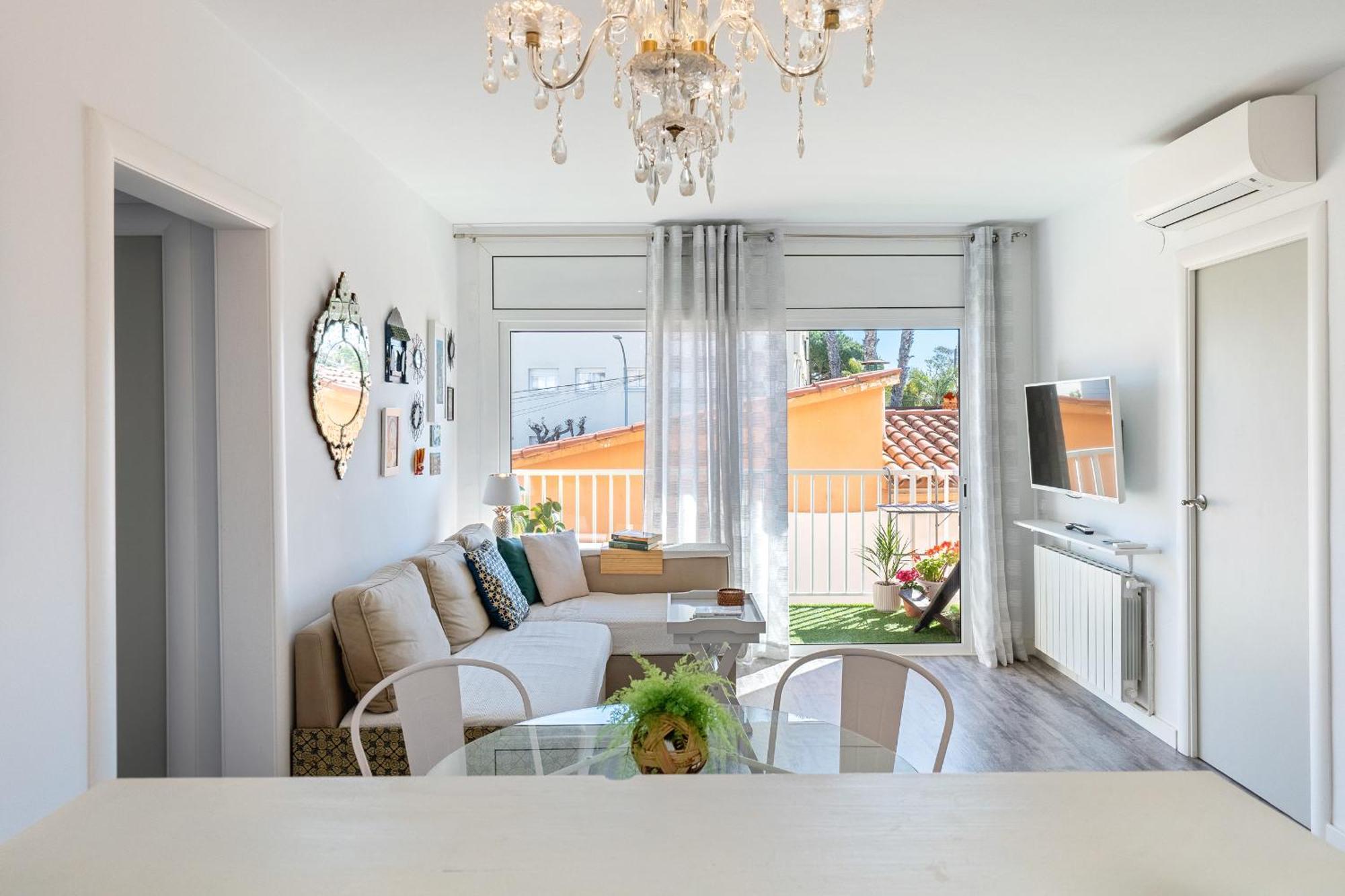 Hauzify I Apartament Zulu Cubelles Extérieur photo